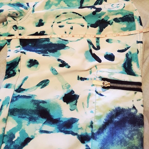 2/$20 Zumba Teal White Logo Print Cargo Pants, Zip Pockets, Woman Small - Picture 11 of 15